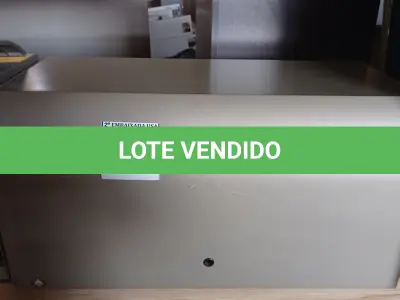 LOTE 387 - 01 ARMÁRIO EM AÇO SUSPENSO. (NO ESTADO EM QUE SE ENCONTRA. SUJEITO A AVARIAS OCULTAS/VISÍVEIS.)