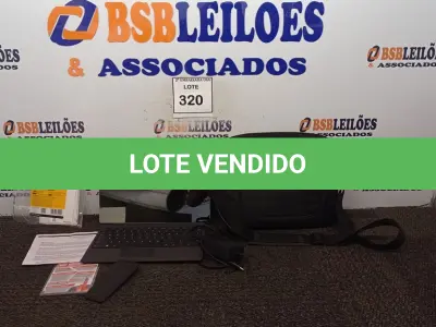 LOTE 320 - 01 TABLET CD0004, COM TECLADO, MOUSE E BOLSA. (NO ESTADO EM QUE SE ENCONTRA. SUJEITO A AVARIAS OCULTAS/VISÍVEIS.)