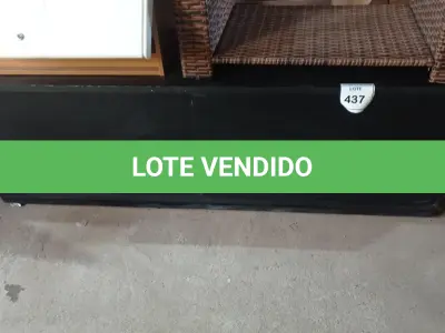 LOTE 437 - 01 RACK PRETO COM PORTA DE CORRER. (NO ESTADO EM QUE SE ENCONTRA. SUJEITO A AVARIAS OCULTAS/VISÍVEIS.)