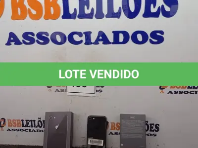 LOTE 430 - 01 IPHONE CD0004044872. (NO ESTADO EM QUE SE ENCONTRA. SUJEITO A AVARIAS OCULTAS/VISÍVEIS.)