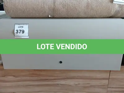 LOTE 379 - 01 ARMÁRIO EM AÇO SUSPENSO. (NO ESTADO EM QUE SE ENCONTRA. SUJEITO A AVARIAS OCULTAS/VISÍVEIS.)