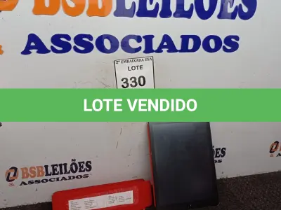 LOTE 330 - 01 IPAD CD0004043820. (NO ESTADO EM QUE SE ENCONTRA. SUJEITO A AVARIAS OCULTAS/VISÍVEIS.)