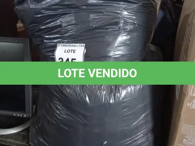 LOTE 345 - 02 SACOS DE CORTINAS. (NO ESTADO EM QUE SE ENCONTRA. SUJEITO A AVARIAS OCULTAS/VISÍVEIS.)