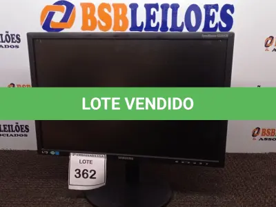 LOTE 362 - 01 MONITOR SAMSUNG. (NO ESTADO EM QUE SE ENCONTRA. SUJEITO A AVARIAS OCULTAS/VISÍVEIS.)