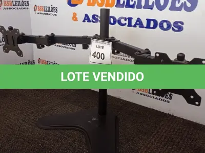 LOTE 400 - 01 SUPORTE PARA MONITOR. (NO ESTADO EM QUE SE ENCONTRA. SUJEITO A AVARIAS OCULTAS/VISÍVEIS.)