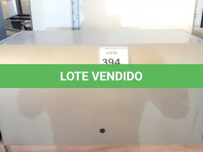 LOTE 394 - 01 ARMÁRIO EM AÇO SUSPENSO. (NO ESTADO EM QUE SE ENCONTRA. SUJEITO A AVARIAS OCULTAS/VISÍVEIS.)