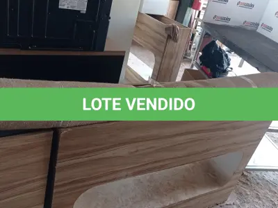 LOTE 376 - 01 RUG (TAPETE). (NO ESTADO EM QUE SE ENCONTRA. SUJEITO A AVARIAS OCULTAS/VISÍVEIS.) AU2130V