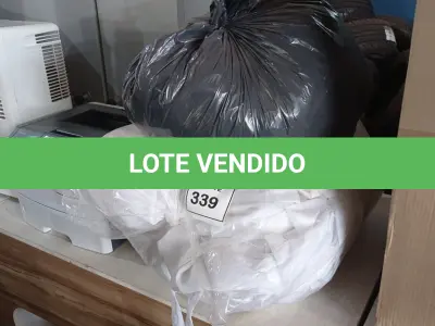 LOTE 339 - 02 SACOS DE CORTINAS. (NO ESTADO EM QUE SE ENCONTRA. SUJEITO A AVARIAS OCULTAS/VISÍVEIS.)