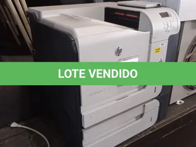 LOTE 351 - 01 PRINTER HP LASER JET 500 COLOR M551. (NO ESTADO EM QUE SE ENCONTRA. SUJEITO A AVARIAS OCULTAS/VISÍVEIS.) AV9428K
