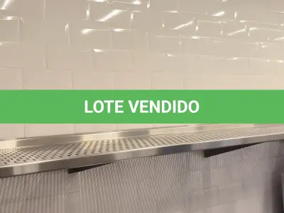 LOTE 117 - 01 PRATELEIRA FURADINHA EM INOX. (NO ESTADO) ATENÇÃO! FAZER A VISITAÇÃO ANTES DE ARREMATAR, NÃO SABEMOS SE FUNCIONA. LEILÃO NÃO TEM GARANTIA E NEM DEVOLUÇÃO, SUJEITO A POSSÍVEIS AVARIAS VISÍVEIS/OCULTAS E/OU AUSÊNCIA DE COMPONENTES.