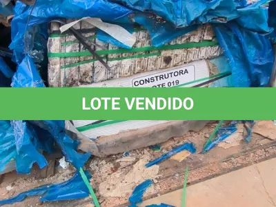 LOTE 019 - APROXIMADAMENTE 42,80 M² DE REVESTIMENTO PAREDE BRANCO HALF30X90CM MATT. RET – PORTOBELLO. (NO ESTADO EM QUE SE ENCONTRA. SUJEITO A AVARIAS OCULTAS/VISÍVEIS.)