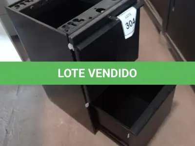 LOTE 304 - 01 GAVETEIRO EM AÇO 02 GAVETAS. (NO ESTADO EM QUE SE ENCONTRA. SUJEITO A AVARIAS OCULTAS/VISÍVEIS.)