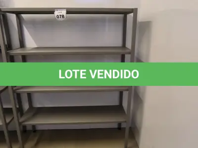 LOTE 078 - 01 ESTANTE DE FERRO COM 04 PRATELEIRAS. (NO ESTADO) ATENÇÃO! FAZER A VISITAÇÃO ANTES DE ARREMATAR, NÃO SABEMOS SE FUNCIONA. LEILÃO NÃO TEM GARANTIA E NEM DEVOLUÇÃO, SUJEITO A POSSÍVEIS AVARIAS VISÍVEIS/OCULTAS E/OU AUSÊNCIA DE COMPONENTES.