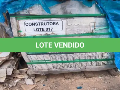 LOTE 017 - APROXIMADAMENTE 42,80 M² DE REVESTIMENTO PAREDE BRANCO HALF 30X90CM MATT. RET – PORTOBELLO. (NO ESTADO EM QUE SE ENCONTRA. SUJEITO A AVARIAS OCULTAS/VISÍVEIS.)