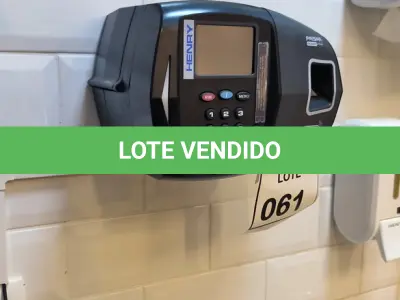 LOTE 061 - 01 RELÓGIO DE PONTO HENRY. (NO ESTADO) ATENÇÃO! FAZER A VISITAÇÃO ANTES DE ARREMATAR, NÃO SABEMOS SE FUNCIONA. LEILÃO NÃO TEM GARANTIA E NEM DEVOLUÇÃO, SUJEITO A POSSÍVEIS AVARIAS VISÍVEIS/OCULTAS E/OU AUSÊNCIA DE COMPONENTES.