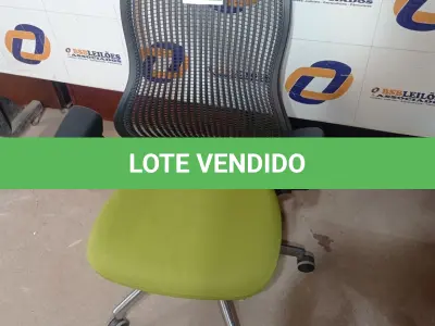 LOTE 499 - 01 CADEIRA DE ESCRITÓRIO. (NO ESTADO EM QUE SE ENCONTRA. SUJEITO A AVARIAS OCULTAS/VISÍVEIS.)