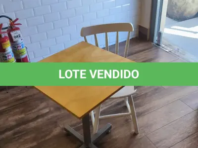 LOTE 003 - 01 MESA QUADRADA EM MADEIRA COM PÉS EM FERRO E 01 CADEIRA EM MADEIRA.   (NO ESTADO) ATENÇÃO! FAZER A VISITAÇÃO ANTES DE ARREMATAR, NÃO SABEMOS SE FUNCIONA. LEILÃO NÃO TEM GARANTIA E NEM DEVOLUÇÃO, SUJEITO A POSSÍVEIS AVARIAS VISÍVEIS/OCULTAS E/OU AUSÊNCIA DE COMPONENTES.