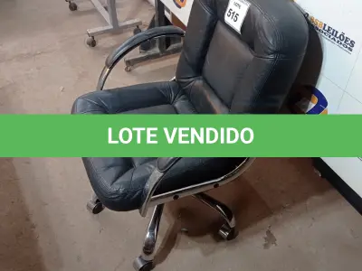 LOTE 515 - 01 CADEIRA DE ESCRITÓRIO. (NO ESTADO EM QUE SE ENCONTRA. SUJEITO A AVARIAS OCULTAS/VISÍVEIS.)
