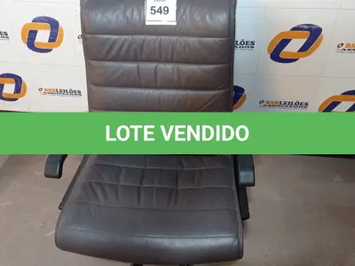LOTE 549 - 01 CADEIRA DE ESCRITÓRIO. (NO ESTADO EM QUE SE ENCONTRA. SUJEITO A AVARIAS OCULTAS/VISÍVEIS.)