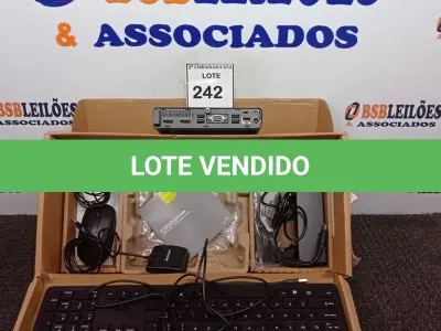 LOTE 242 - 01 CPU HP. (NO ESTADO EM QUE SE ENCONTRA. SUJEITO A AVARIAS OCULTAS/VISÍVEIS.) BD0548E