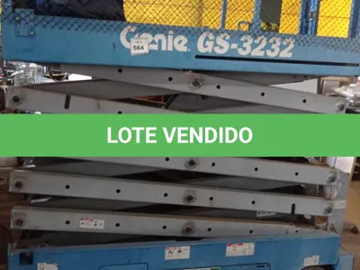LOTE 564 - 01  PLATAFORMA ELEVATÓRIA GENIE GS-3232. (NO ESTADO EM QUE SE ENCONTRA. SUJEITO A AVARIAS CULTAS/VISÍVEIS.) AV9496Y