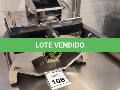 LOTE 108 - 01 WAFFERLEIRA. (NO ESTADO) ATENÇÃO! FAZER A VISITAÇÃO ANTES DE ARREMATAR, NÃO SABEMOS SE FUNCIONA. LEILÃO NÃO TEM GARANTIA E NEM DEVOLUÇÃO, SUJEITO A POSSÍVEIS AVARIAS VISÍVEIS/OCULTAS E/OU AUSÊNCIA DE COMPONENTES.
