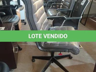 LOTE 490 - 01 CADEIRA DE ESCRITÓRIO. (NO ESTADO EM QUE SE ENCONTRA. SUJEITO A AVARIAS OCULTAS/VISÍVEIS.)