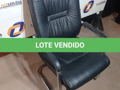 LOTE 501 - 01 CADEIRA DE ESCRITÓRIO. (NO ESTADO EM QUE SE ENCONTRA. SUJEITO A AVARIAS OCULTAS/VISÍVEIS.)