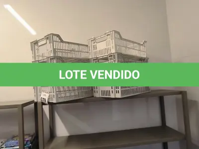 LOTE 079 - 06 CAIXAS PLÁSTICAS ORGANIZADORAS. (NO ESTADO) ATENÇÃO! FAZER A VISITAÇÃO ANTES DE ARREMATAR, NÃO SABEMOS SE FUNCIONA. LEILÃO NÃO TEM GARANTIA E NEM DEVOLUÇÃO, SUJEITO A POSSÍVEIS AVARIAS VISÍVEIS/OCULTAS E/OU AUSÊNCIA DE COMPONENTES.