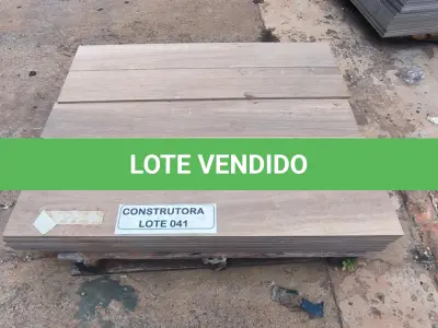 LOTE 041 - APROXIMADAMENTE 12,00 M² PORCELANATO ARAUCARIA CLARA 20X120CM NAT RET – PORTOBELLO. (NO ESTADO EM QUE SE ENCONTRA. SUJEITO A AVARIAS OCULTAS/VISÍVEIS.)