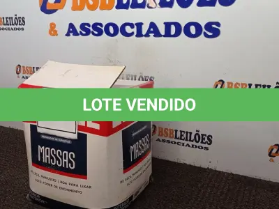 LOTE 127 - 01 CAIXA COM MASSA CORRIDA 20KG. (NO ESTADO) ATENÇÃO! FAZER A VISITAÇÃO ANTES DE ARREMATAR, NÃO SABEMOS SE FUNCIONA. LEILÃO NÃO TEM GARANTIA E NEM DEVOLUÇÃO, SUJEITO A POSSÍVEIS AVARIAS VISÍVEIS/OCULTAS E/OU AUSÊNCIA DE COMPONENTES.
