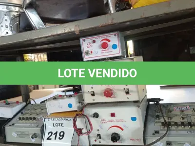LOTE 219 - 01 LOTE COM MATERIAIS PARA LABORATÓRIO.  (NO ESTADO) ATENÇÃO! FAZER A VISITAÇÃO ANTES DE ARREMATAR, NÃO SABEMOS SE FUNCIONA. LEILÃO NÃO TEM GARANTIA E NEM DEVOLUÇÃO, SUJEITO A POSSÍVEIS AVARIAS VISÍVEIS/OCULTAS E/OU AUSÊNCIA DE COMPONENTES.