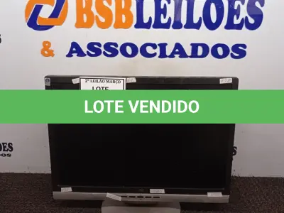 LOTE 027 - 01 MONITOR AOC (NO ESTADO) ATENÇÃO! FAZER A VISITAÇÃO ANTES DE ARREMATAR, NÃO SABEMOS SE FUNCIONA. LEILÃO NÃO TEM GARANTIA E NEM DEVOLUÇÃO, SUJEITO A POSSÍVEIS AVARIAS VISÍVEIS/OCULTAS E/OU AUSÊNCIA DE COMPONENTES.