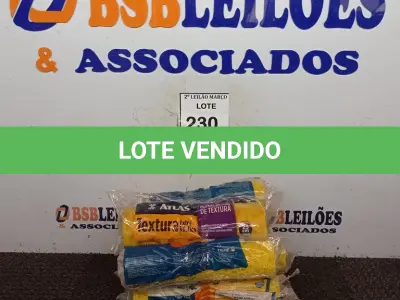 LOTE 230 - 10 ROLOS PARA APLICAÇÃO TEXTURA DIVERSAS MARCAS. (NOVO). (NO ESTADO) ATENÇÃO! FAZER A VISITAÇÃO ANTES DE ARREMATAR, NÃO SABEMOS SE FUNCIONA. LEILÃO NÃO TEM GARANTIA E NEM DEVOLUÇÃO, SUJEITO A POSSÍVEIS AVARIAS VISÍVEIS/OCULTAS E/OU AUSÊNCIA DE COMPONENTES.