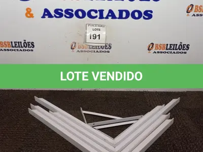 LOTE 191 - 06 CANTONEIRAS. (NO ESTADO) ATENÇÃO! FAZER A VISITAÇÃO ANTES DE ARREMATAR, NÃO SABEMOS SE FUNCIONA. LEILÃO NÃO TEM GARANTIA E NEM DEVOLUÇÃO, SUJEITO A POSSÍVEIS AVARIAS VISÍVEIS/OCULTAS E/OU AUSÊNCIA DE COMPONENTES.