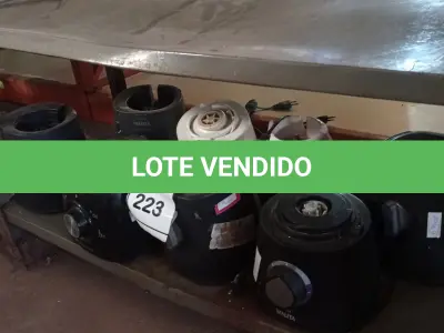 LOTE 223 - 08 BASES PARA LIQUIDIFICADORES. (NO ESTADO) ATENÇÃO! FAZER A VISITAÇÃO ANTES DE ARREMATAR, NÃO SABEMOS SE FUNCIONA. LEILÃO NÃO TEM GARANTIA E NEM DEVOLUÇÃO, SUJEITO A POSSÍVEIS AVARIAS VISÍVEIS/OCULTAS E/OU AUSÊNCIA DE COMPONENTES.