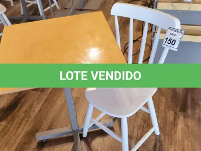 LOTE 150 - 01 MESA QUADRADA EM MADEIRA COM PÉS EM FERRO E 01 CADEIRA EM MADEIRA.  (NO ESTADO) ATENÇÃO! FAZER A VISITAÇÃO ANTES DE ARREMATAR, NÃO SABEMOS SE FUNCIONA. LEILÃO NÃO TEM GARANTIA E NEM DEVOLUÇÃO, SUJEITO A POSSÍVEIS AVARIAS VISÍVEIS/OCULTAS E/OU AUSÊNCIA DE COMPONENTES.