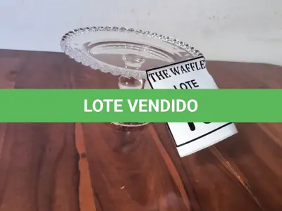 LOTE 168 - 01 PRATO DE CRISTAL COM PÉ DE CRISTAL CORAÇÃO. 19,5X10,5CM. (NO ESTADO) ATENÇÃO! FAZER A VISITAÇÃO ANTES DE ARREMATAR, NÃO SABEMOS SE FUNCIONA. LEILÃO NÃO TEM GARANTIA E NEM DEVOLUÇÃO, SUJEITO A POSSÍVEIS AVARIAS VISÍVEIS/OCULTAS E/OU AUSÊNCIA DE COMPONENTES.