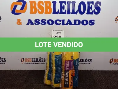 LOTE 230 - 10 ROLOS PARA APLICAÇÃO TEXTURA DIVERSAS MARCAS. (NOVO). (NO ESTADO) ATENÇÃO! FAZER A VISITAÇÃO ANTES DE ARREMATAR, NÃO SABEMOS SE FUNCIONA. LEILÃO NÃO TEM GARANTIA E NEM DEVOLUÇÃO, SUJEITO A POSSÍVEIS AVARIAS VISÍVEIS/OCULTAS E/OU AUSÊNCIA DE COMPONENTES.