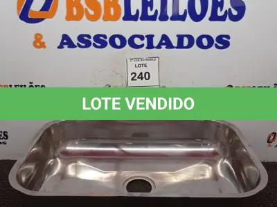 LOTE 240 - 01 CUBA INOX N2 ACO 430 3.1/2 56X34X14 MARCA FABRINOX (NOVO). (NO ESTADO) ATENÇÃO! FAZER A VISITAÇÃO ANTES DE ARREMATAR, NÃO SABEMOS SE FUNCIONA. LEILÃO NÃO TEM GARANTIA E NEM DEVOLUÇÃO, SUJEITO A POSSÍVEIS AVARIAS VISÍVEIS/OCULTAS E/OU AUSÊNCIA DE COMPONENTES.