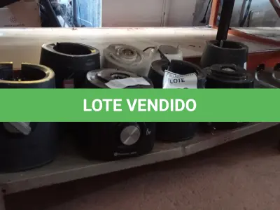 LOTE 223 - 08 BASES PARA LIQUIDIFICADORES. (NO ESTADO) ATENÇÃO! FAZER A VISITAÇÃO ANTES DE ARREMATAR, NÃO SABEMOS SE FUNCIONA. LEILÃO NÃO TEM GARANTIA E NEM DEVOLUÇÃO, SUJEITO A POSSÍVEIS AVARIAS VISÍVEIS/OCULTAS E/OU AUSÊNCIA DE COMPONENTES.