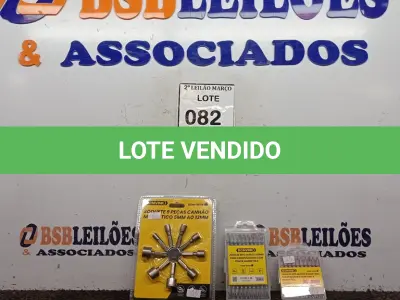 LOTE 082 - 01 KIT DE SOQUETE 9 PEÇAS, 01 JOGO DE BITS DUPLOS DE 100MM E 01 JOGO DE BITS DUPLOS DE 65MM. (NO ESTADO) ATENÇÃO! FAZER A VISITAÇÃO ANTES DE ARREMATAR, NÃO SABEMOS SE FUNCIONA. LEILÃO NÃO TEM GARANTIA E NEM DEVOLUÇÃO, SUJEITO A POSSÍVEIS AVARIAS VISÍVEIS/OCULTAS E/OU AUSÊNCIA DE COMPONENTES.