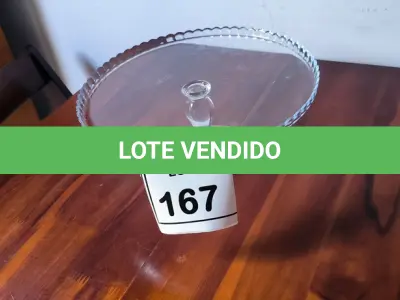 LOTE 167 - 01 PRATO DE BOLO 32CM. (NO ESTADO) ATENÇÃO! FAZER A VISITAÇÃO ANTES DE ARREMATAR, NÃO SABEMOS SE FUNCIONA. LEILÃO NÃO TEM GARANTIA E NEM DEVOLUÇÃO, SUJEITO A POSSÍVEIS AVARIAS VISÍVEIS/OCULTAS E/OU AUSÊNCIA DE COMPONENTES.