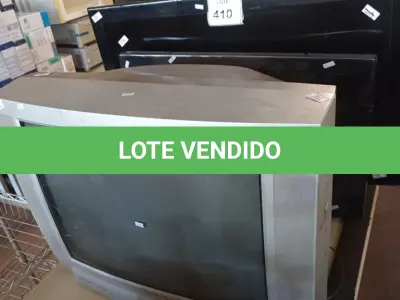 LOTE 410 - 03 TV´S SENDO 01 DE TUBO MARCA TOSCHIBA, 01 LCD 40” MARCA SAMSUNG E 01 LCD MARCA AOC 32”. (NO ESTADO) ATENÇÃO! FAZER A VISITAÇÃO ANTES DE ARREMATAR, NÃO SABEMOS SE FUNCIONA. LEILÃO NÃO TEM GARANTIA E NEM DEVOLUÇÃO, SUJEITO A POSSÍVEIS AVARIAS VISÍVEIS/OCULTAS E/OU AUSÊNCIA DE COMPONENTES.