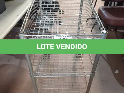 LOTE 435 - 01 CARRINHO DE FERRO P/TRANSPORTE C/03 BANDEJAS.  (NO ESTADO) ATENÇÃO! FAZER A VISITAÇÃO ANTES DE ARREMATAR, NÃO SABEMOS SE FUNCIONA. LEILÃO NÃO TEM GARANTIA E NEM DEVOLUÇÃO, SUJEITO A POSSÍVEIS AVARIAS VISÍVEIS/OCULTAS E/OU AUSÊNCIA DE COMPONENTES.