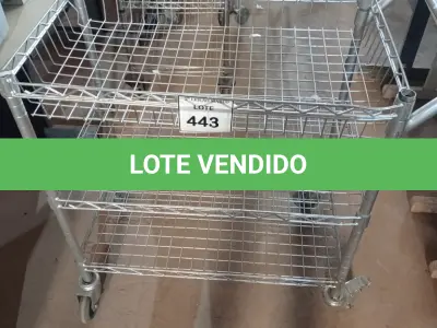 LOTE 443 - 01 CARRINHO DE FERRO P/TRANSPORTE C/03 BANDEJAS.  (NO ESTADO) ATENÇÃO! FAZER A VISITAÇÃO ANTES DE ARREMATAR, NÃO SABEMOS SE FUNCIONA. LEILÃO NÃO TEM GARANTIA E NEM DEVOLUÇÃO, SUJEITO A POSSÍVEIS AVARIAS VISÍVEIS/OCULTAS E/OU AUSÊNCIA DE COMPONENTES.