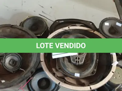 LOTE 369 - 01 LOTE C/DIVERSOS AUTO FALANTES MARCAS E MODELOS. (NO ESTADO) ATENÇÃO! FAZER A VISITAÇÃO ANTES DE ARREMATAR, NÃO SABEMOS SE FUNCIONA. LEILÃO NÃO TEM GARANTIA E NEM DEVOLUÇÃO, SUJEITO A POSSÍVEIS AVARIAS VISÍVEIS/OCULTAS E/OU AUSÊNCIA DE COMPONENTES.