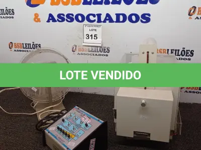 LOTE 315 - 01 LOTE COM MATERIAIS PARA LABORATÓRIO.  (NO ESTADO) ATENÇÃO! FAZER A VISITAÇÃO ANTES DE ARREMATAR, NÃO SABEMOS SE FUNCIONA. LEILÃO NÃO TEM GARANTIA E NEM DEVOLUÇÃO, SUJEITO A POSSÍVEIS AVARIAS VISÍVEIS/OCULTAS E/OU AUSÊNCIA DE COMPONENTES.