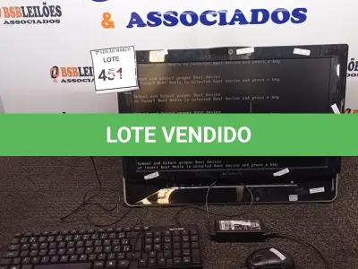 LOTE 451 - 01 ALL IN ONE LENOVO PRETO C/TECLADO, MOUSE E FONTE. (NO ESTADO) ATENÇÃO! FAZER A VISITAÇÃO ANTES DE ARREMATAR, NÃO SABEMOS SE FUNCIONA. LEILÃO NÃO TEM GARANTIA E NEM DEVOLUÇÃO, SUJEITO A POSSÍVEIS AVARIAS VISÍVEIS/OCULTAS E/OU AUSÊNCIA DE COMPONENTES.