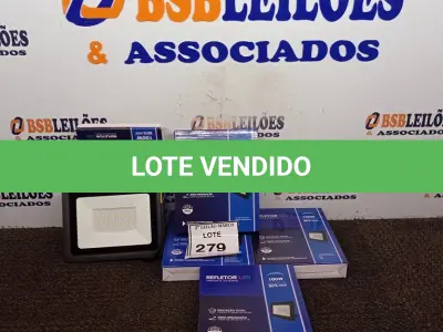 LOTE 279 - 05 REFLETORES DE LED AMBIENTE EXTERNO 100W CADA. (NOVO). (NO ESTADO) ATENÇÃO! FAZER A VISITAÇÃO ANTES DE ARREMATAR, NÃO SABEMOS SE FUNCIONA. LEILÃO NÃO TEM GARANTIA E NEM DEVOLUÇÃO, SUJEITO A POSSÍVEIS AVARIAS VISÍVEIS/OCULTAS E/OU AUSÊNCIA DE COMPONENTES.